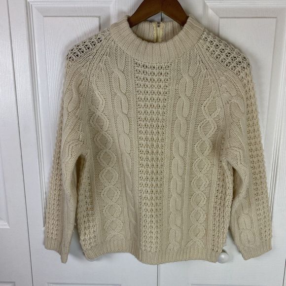 Tarri 100% Wool British Wool M White Sweater Pullover Cable Knit Fisherman Cream - Picture 1 of 3